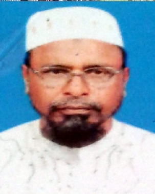 ক্লাশে ফার্স্ট বানানোর প্রস্তাব দিয়ে তৃতীয় শ্রেনীর ছাত্রীকে প্রধান শিক্ষকের চুমু