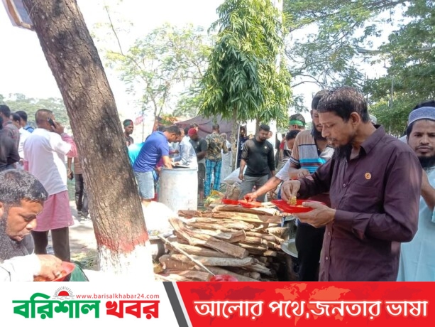 বরিশালে সমাবেশস্থলে উৎসবের আমেজ