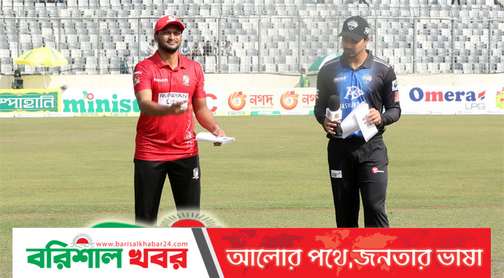 টস জিতে রংপুরকে ব্যাটিংয়ে পাঠালো বরিশাল