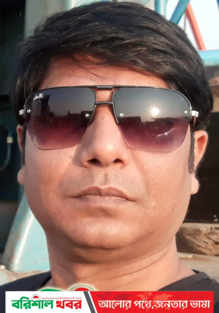 দৈনিক কীর্তনখোলা পত্রিকার রিপোর্টার অপুর মৃত্যু:বৃদ্ধা মায়ের আহজারি:অপলক তাকিয়ে ছিলো শিশু সন্তান