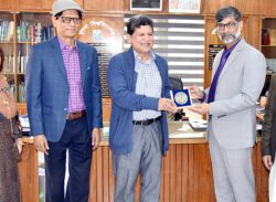 পদ্মাসেতু পরবর্তী দক্ষিণ-পশ্চিমাঞ্চলের সম্ভাবনা নিয়ে গবেষণায় খুবি গুরুত্বপূর্ণ ভূমিকা রাখতে পারেঃ ড. হোসেন জিল্লুর
