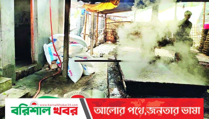 চিনি দিয়ে তৈরি হচ্ছে খেজুরের গুড়