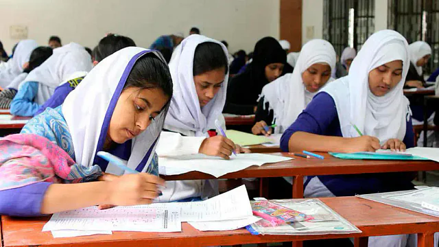এসএসসি ও সমমানের পরীক্ষা  ৩০ এপ্রিল শুরু