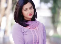 নতুন সিনেমায় বুবলী