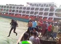 বরিশালে ট্রলার থেকে পড়ে শ্রমিক নিখোঁজ