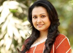 যুঁতসই চরিত্রও পাচ্ছি না: বিজরী
