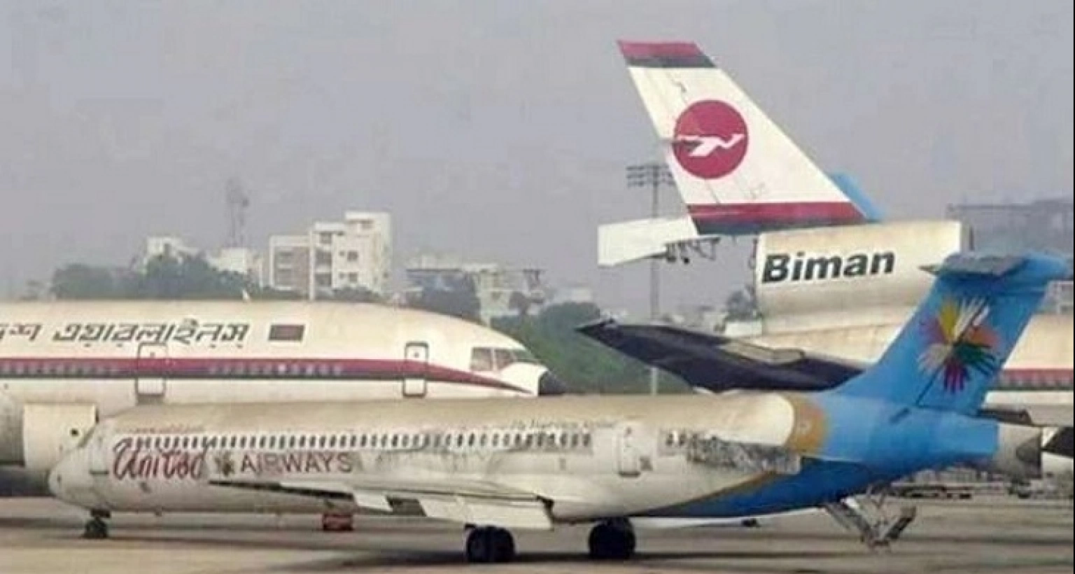 ১২ প্লেন বিক্রি হবে কেজি দরে