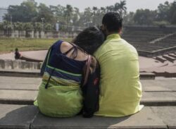 বসন্ত মানেই পূর্ণতা :দোলে প্রেমের দোলন চাঁপা হৃদয় আকাশে