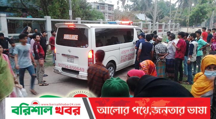 পিরোজপুরে টমটমে বাসের ধাক্কা, নিহতের সংখ্যা বেড়ে ৬
