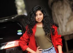 কেমন চলছে গায়িকা পড়শীর নায়িকা জীবন