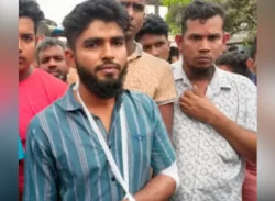 দেখি রক্ত আর লাশ