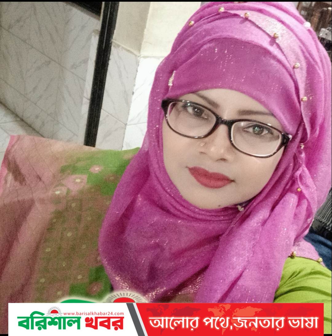 স্বকীয়  বৈশিষ্ট্য চৈতন্য বীর  : রোকেয়া মুন্নি