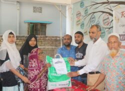 বরিশালে ইচ্ছে পুরন ফাউন্ডেশনের ইফতার ও ঈদ সামগ্রী বিতারণ