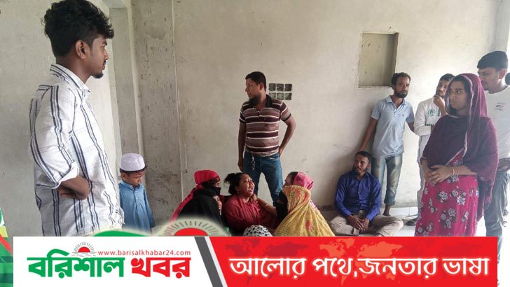 বরিশালে প্রেমিকাকে ভিডিওকলে রেখে ড্রেসিংরুমে ফুটবলারের আত্মহত্যা