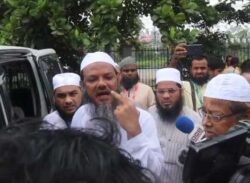খাজা মঈন উদ্দিন মাদ্রাসার আসাতিযায়ে কেরামদের পক্ষ থেকে তীব্র প্রতিবাদ, নিন্দা ও ক্ষোভ