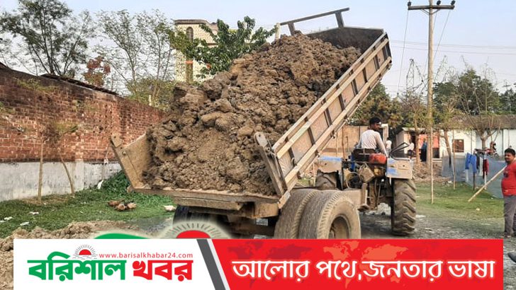 মাঠ ভরাট দেখিয়ে টাকা আত্মসাৎ