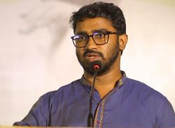 ঝুঁকি নেয় তরুণরা, ফল ভোগ করে সিনিয়র সিটিজেনরা: রাশেদ খান
