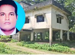 মঠবাড়িয়ায় সাংবাদিক দেখে পালালেন ভূমি কর্মকর্তা