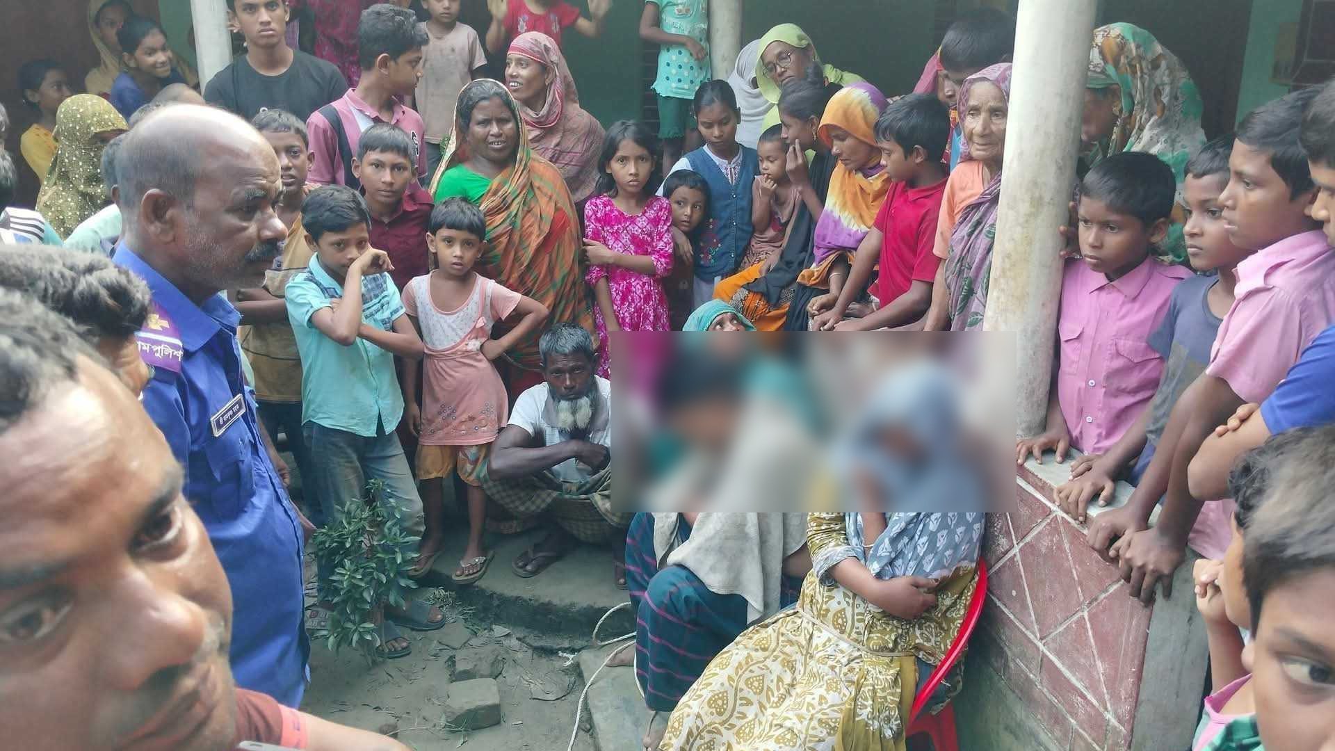 অনৈতিক সম্পর্কের অভিযোগ, এক পুলিশ কনস্টেবলকে প্রবাসীর স্ত্রীর সাথে বিয়ে