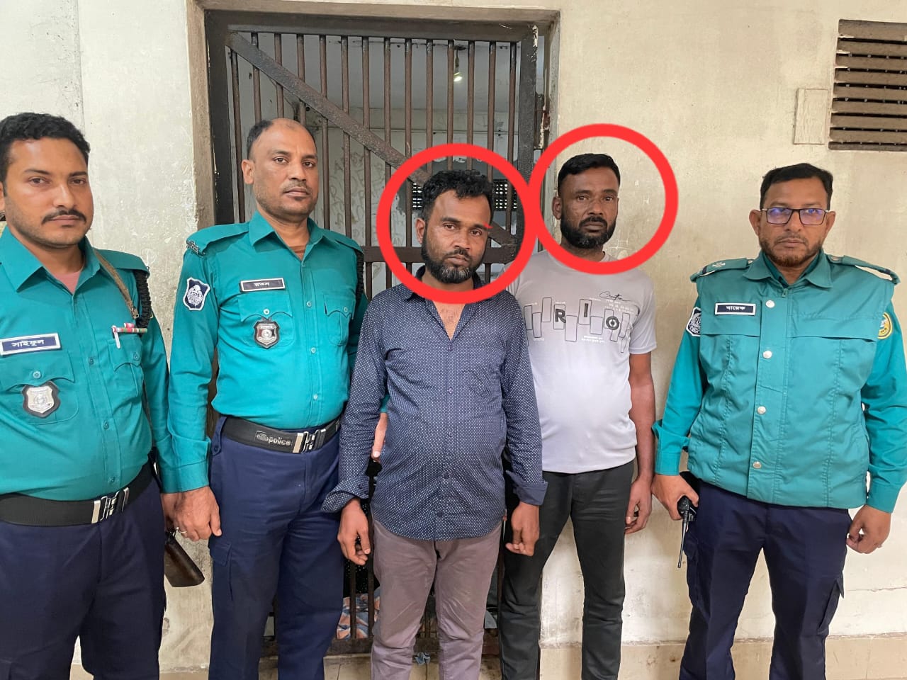 বরিশালে দুই ভুয়া সাংবাদিক আটক