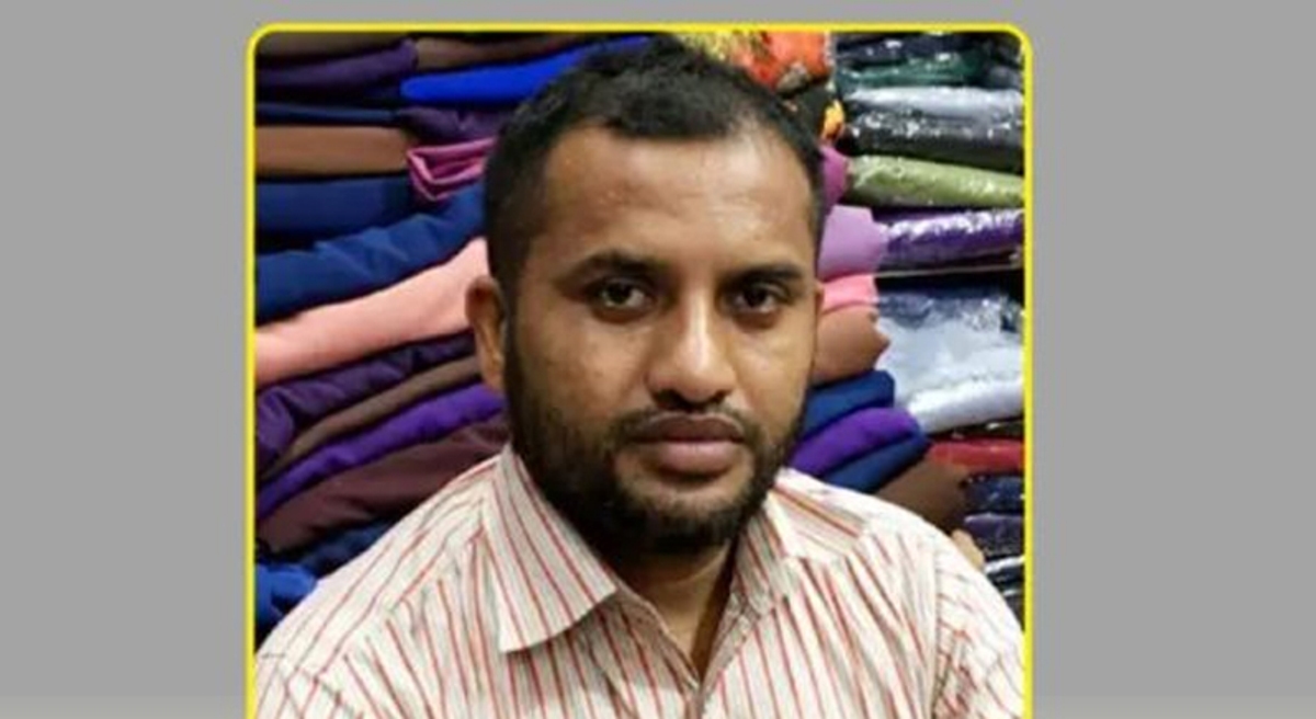 পিয়নের চাকরিতে তিন বাড়ির মালিক ব্যক্তিজীবনেও তিন বিয়ে