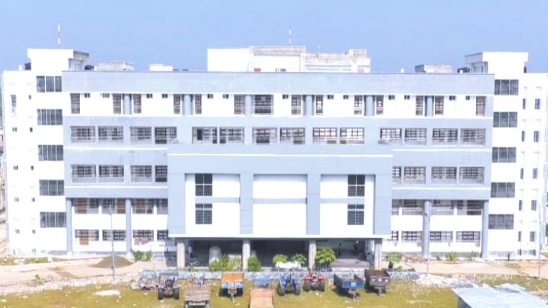 পটুয়াখালী মেডিকেলে ৭৬ কোটি টাকার টেন্ডার বাতিল হলেও জড়িতরা বহাল তবিয়তে