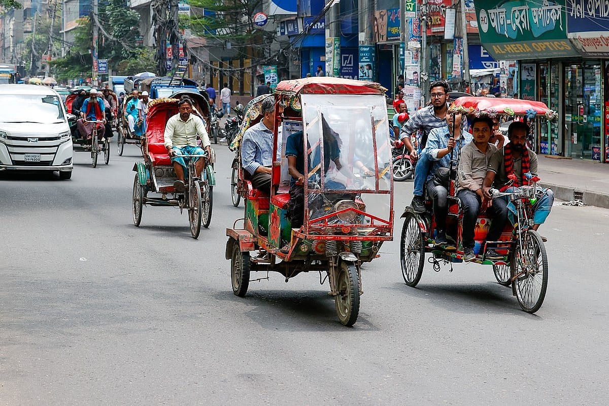 ই–রিকশা কোথায় চলবে, কোথায় নিষেধ, কত গতিতে চলতে পারবে—নতুন বিধিমালা কী বলছে