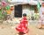 একটি আঙুল তুলে মুনতাহা বলল, ‘আমার বাবা স্কাই হয়ে গেছে’