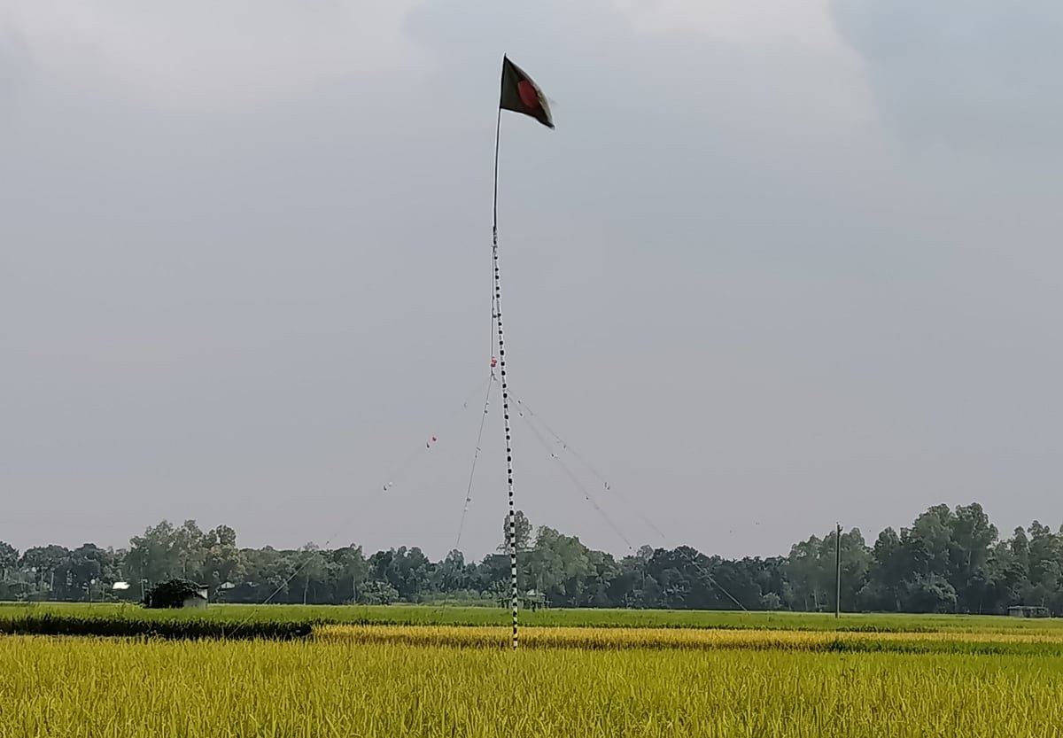 গ্রামবাসীর চাঁদায় কেনা হলো খেলার মাঠের জমি, গ্রামজুড়ে উৎসব