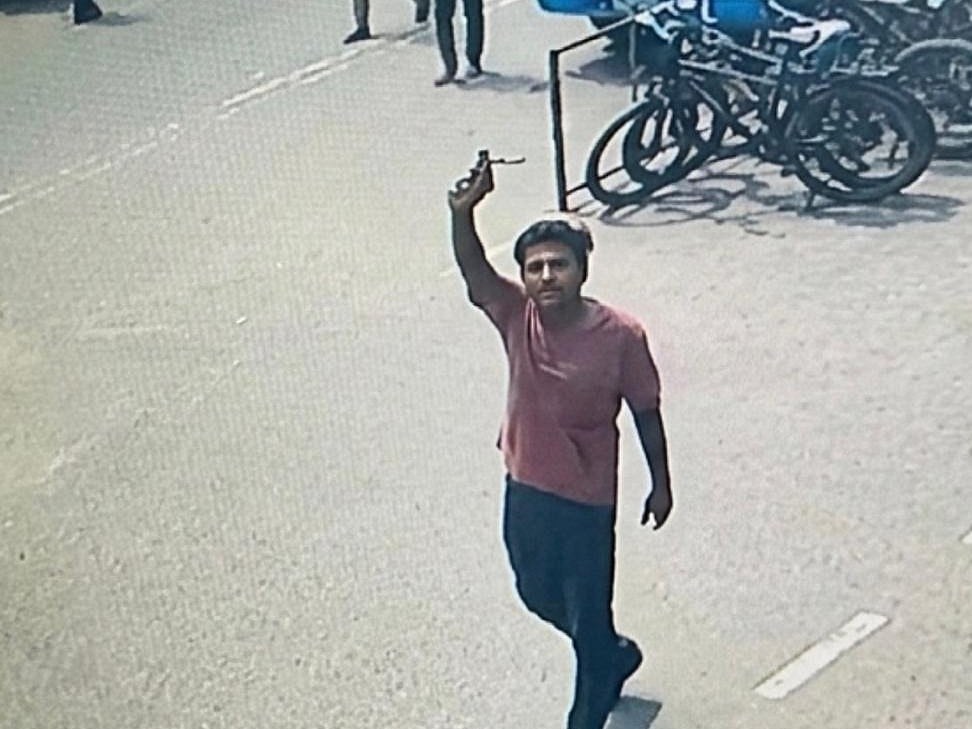 চাঁদা চেয়ে ফোন, ‘যদি ছেলেপুলে পাঠাতে হয়, ৫০ লাখ ১ কোটি হয়ে যাবে’