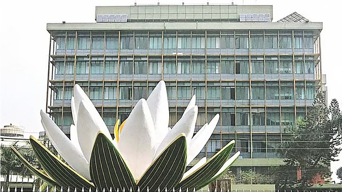 তিন দিন পর চালু হলো বাংলাদেশ ব্যাংকের ওয়েবসাইট, সাইবার হামলার শঙ্কায় বন্ধ ছিল