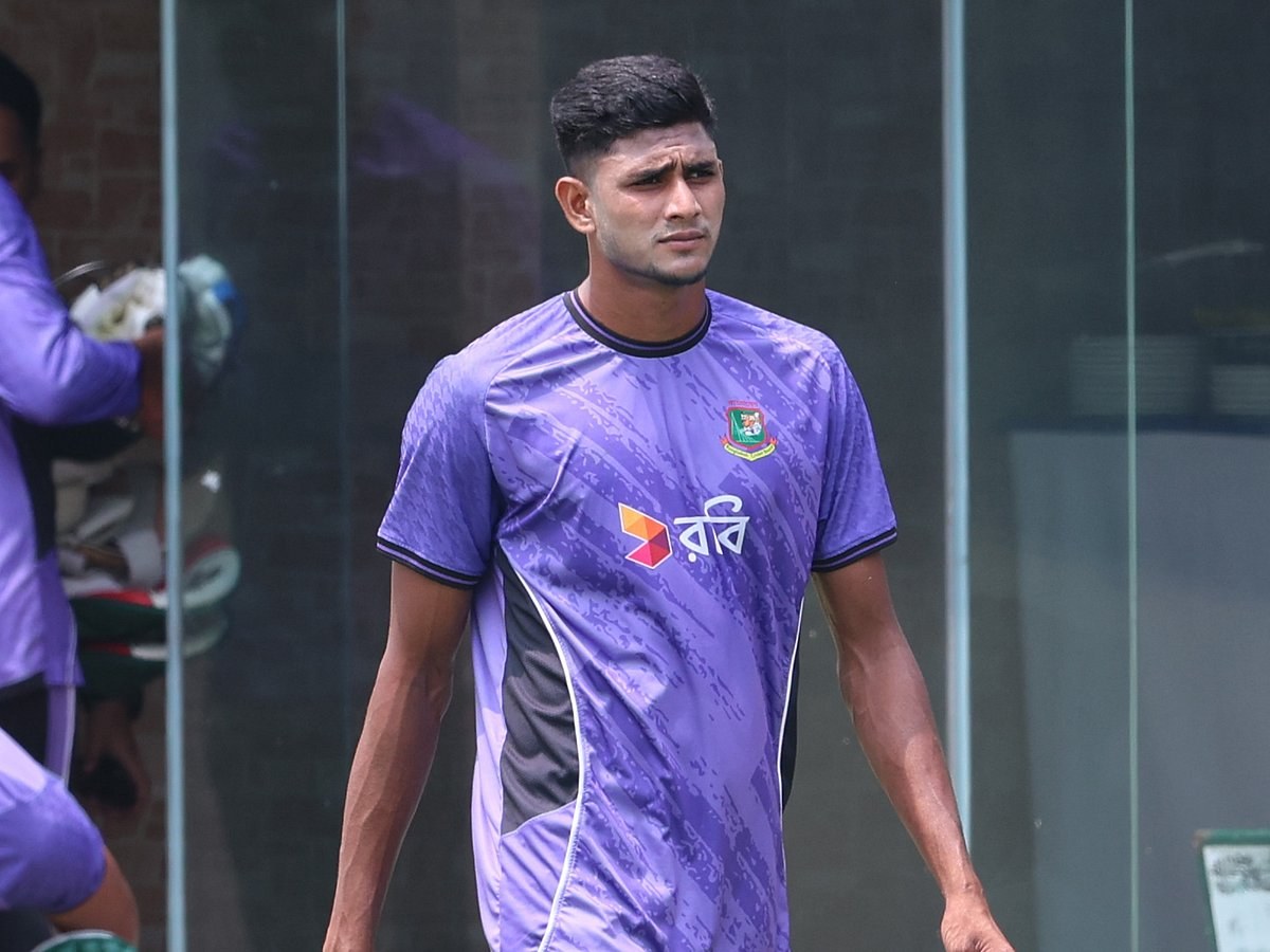 নাহিদ রানার মধ্যে সুপারস্টার হওয়ার সম্ভাবনা দেখেন বিশপ