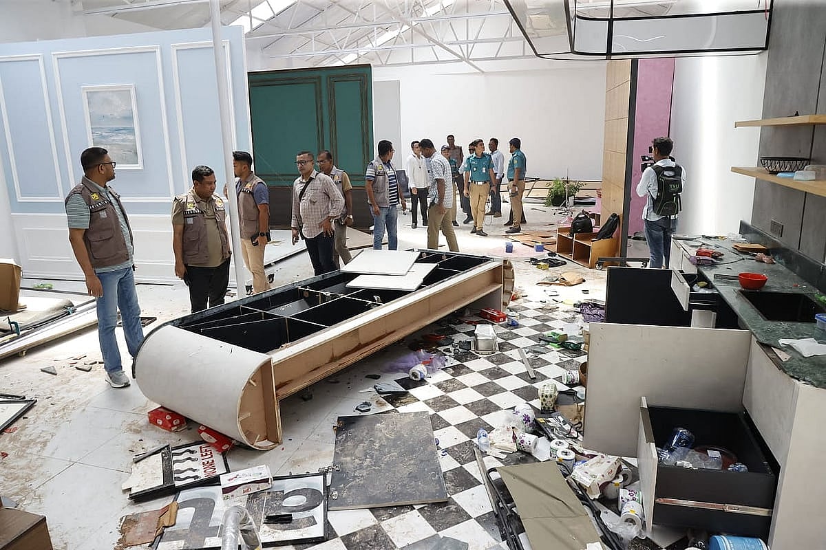 নিউগিনি আবাসন প্রকল্পে হামলা চালাতে এক কোটি টাকায় ‘সন্ত্রাসী বাহিনী’ ভাড়া