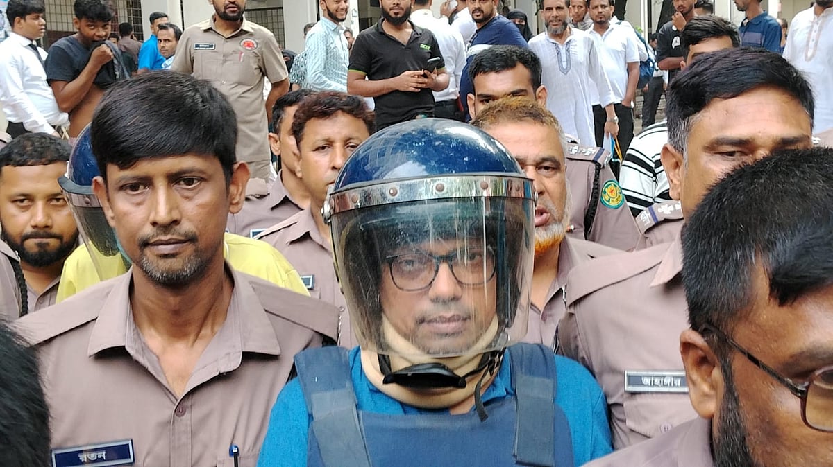 পলকের নির্দেশে জুলাইয়ে সব পাবলিক বিশ্ববিদ্যালয়ে থ্রিজি, ফোরজি ইন্টারনেট বন্ধ করা হয়