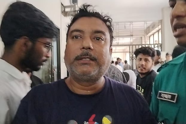 ভারতীয় নাগরিক রবিউল চতুর্থ দফায় রিমান্ডে