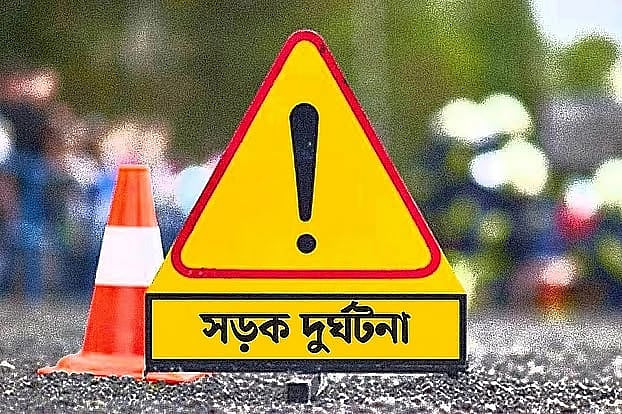 মেয়েকে নিয়ে চিকিৎসক দেখাতে ঢাকায় এসেছিলেন মা, প্রাণ গেল সড়কে
