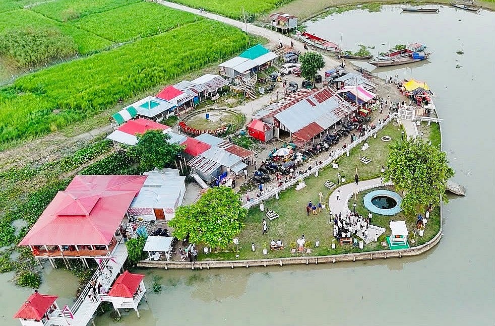 যেখানে উপভোগ করা যাবে মেঘনার সৌন্দর্য