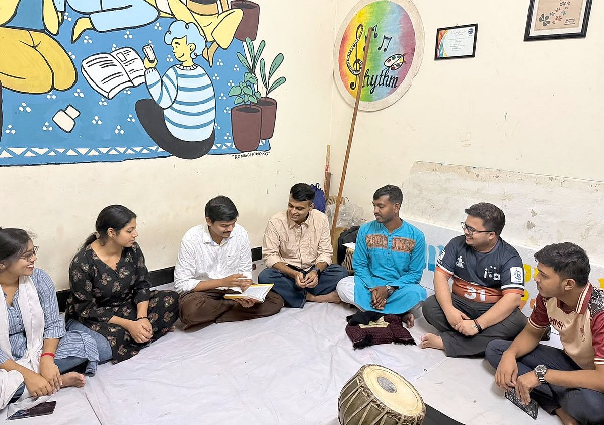 রবীন্দ্রনাথের ‘পোস্টমাস্টার’ নিয়ে জাবি বন্ধুসভার সাহিত্য আলোচনা